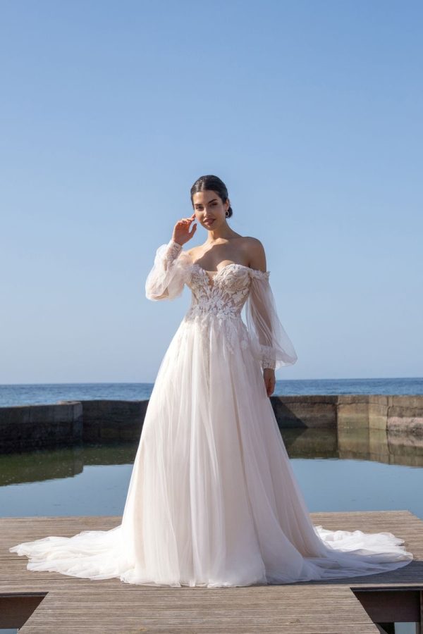 Kleid mit abnehmbaren Ärmeln